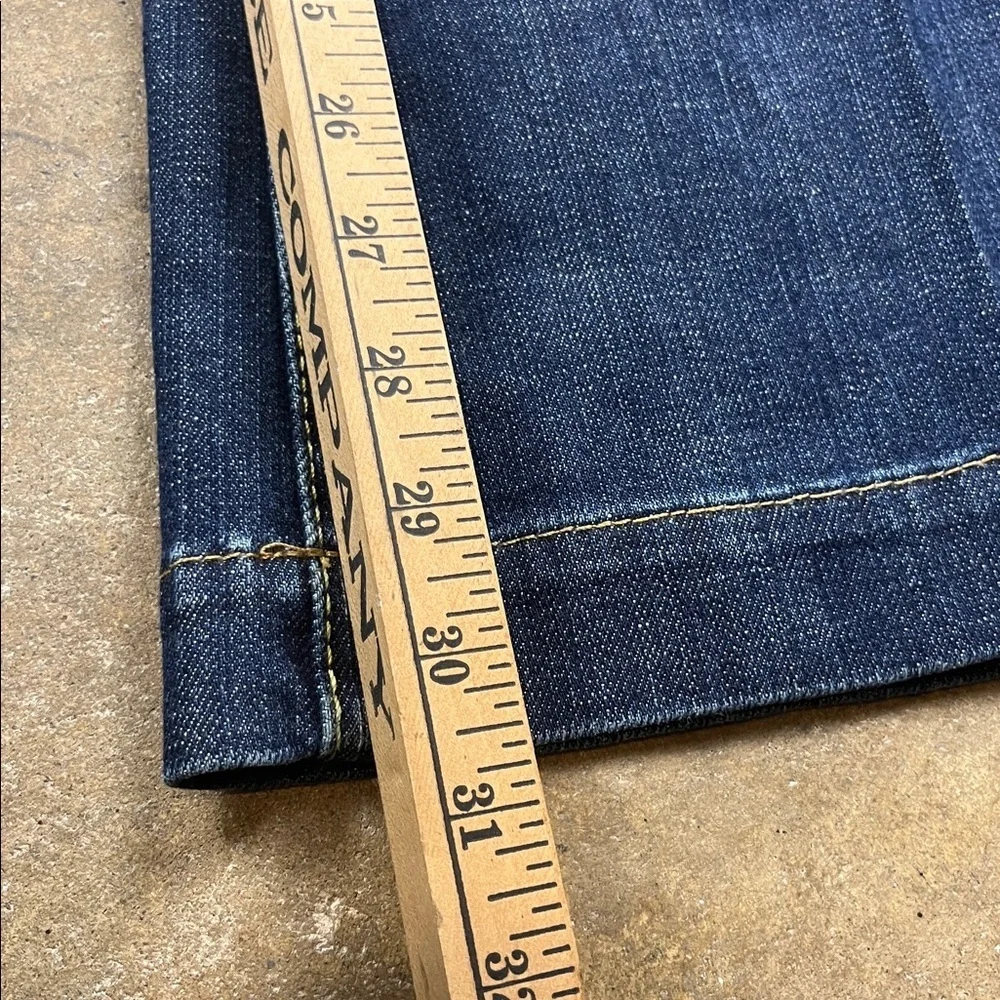 Express Dark Blue Eva Fit and Flare trouser Jeans
Size: 10s (See measurement) - Picture 7 of 9